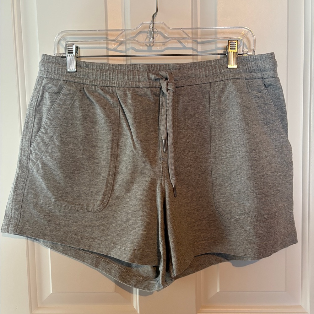Athleta Gray Farallon Heathered Short Size 14T